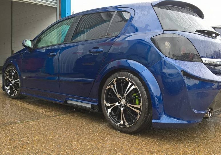 Rear end of VXR Astra in blue